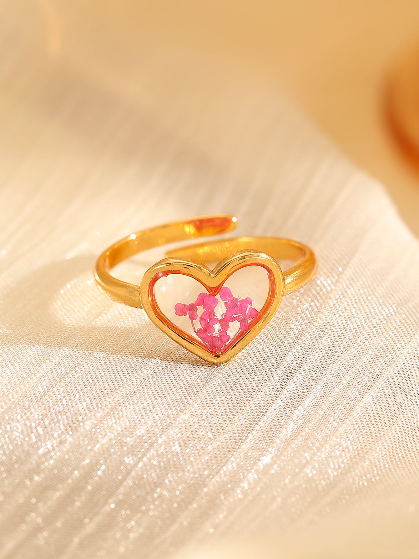 Handmade Dried Flower Niche Designer-Style Ring