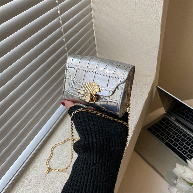 A Fashionable Crossbody Bag