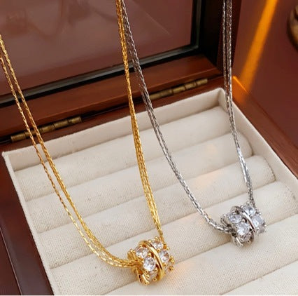 Fashionable Metal Round Geometric Necklace For Women