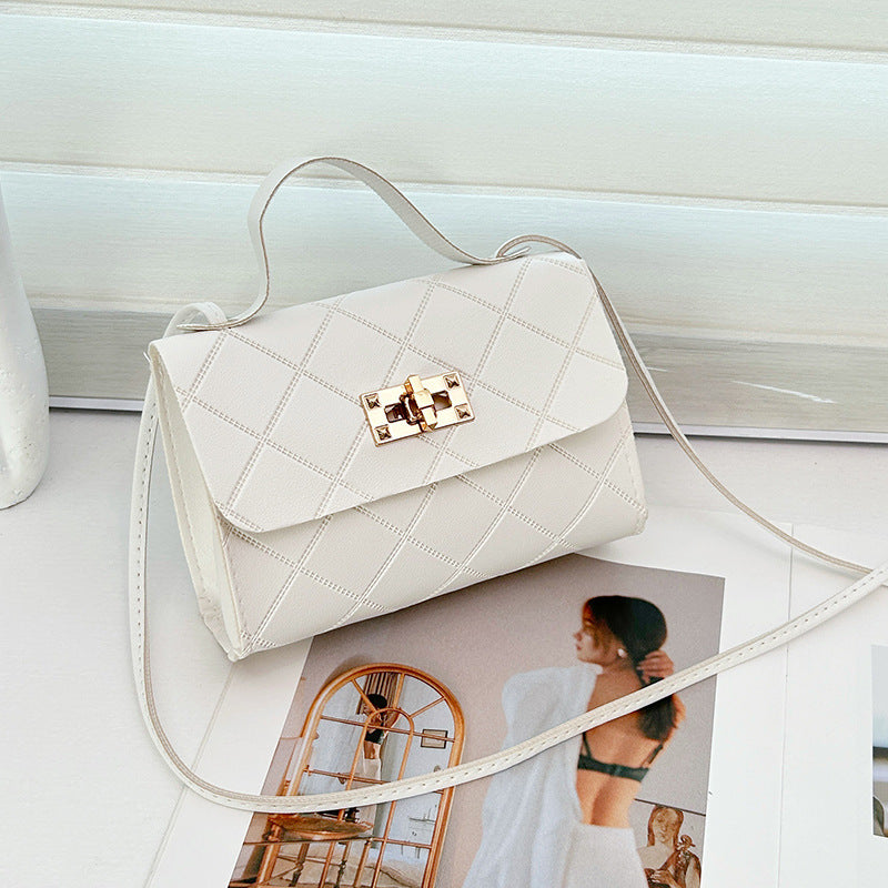 A Simple Classic Tote