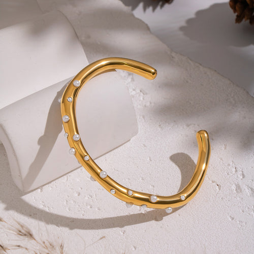 18K Gold  Pearl-like Bracelet