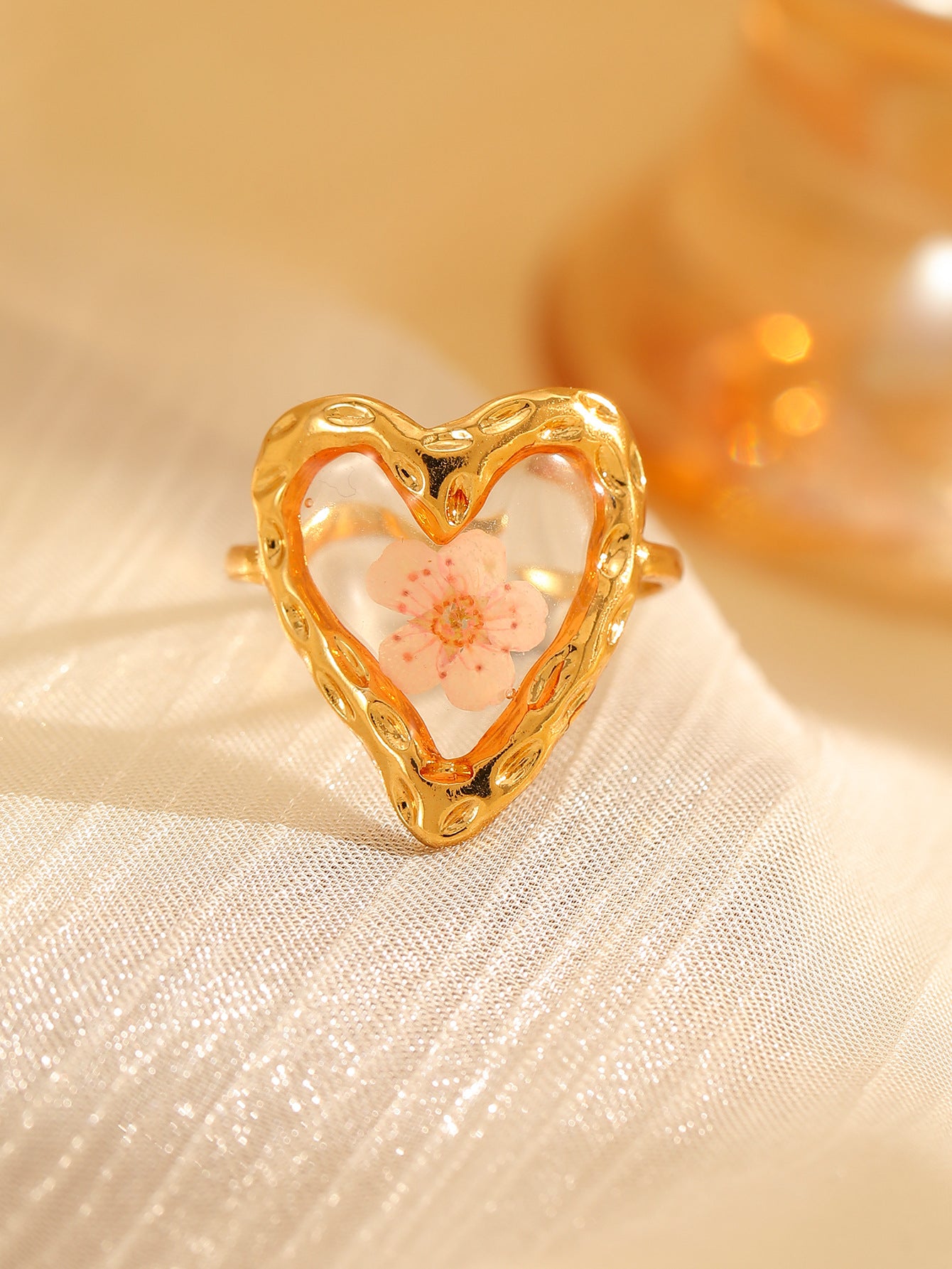 Handmade Dried Flower Niche Designer-Style Ring