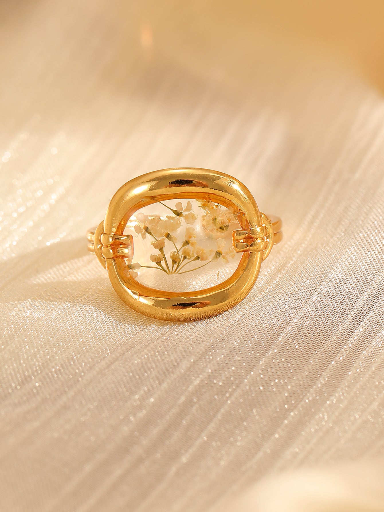 Handmade Dried Flower Niche Designer-Style Ring